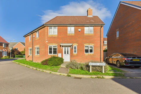 CAM04968G0-PR0073-STILL002