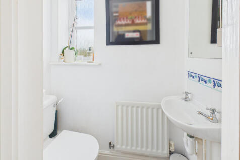 CAM04968G0-PR0075-STILL005