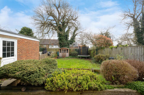 1 Barnet Way, HP22 5DN-37