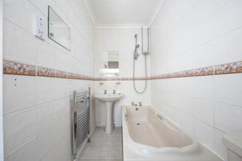 1 Barnet Way, HP22 5DN-49