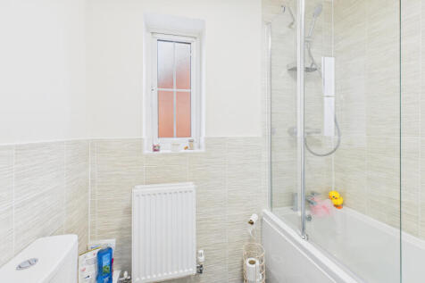 CAM04968G0-PR0077-STILL003