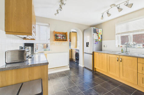 CAM04968G0-PR0080-STILL007