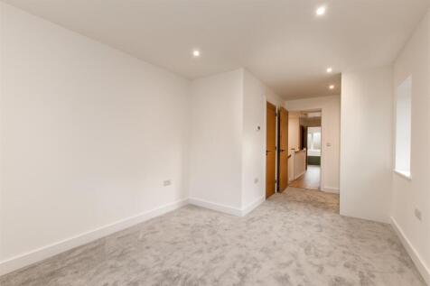 1 Hawthorne Mews_0041.jpg