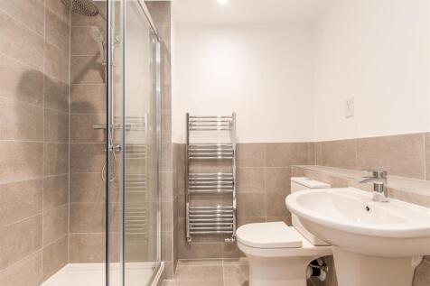 12a Hoo Farm Way_0024.jpg