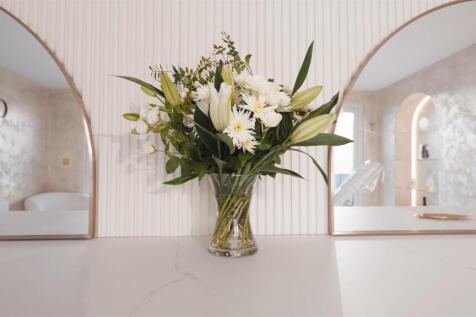 Clinic Scene 16x9(3).jpg