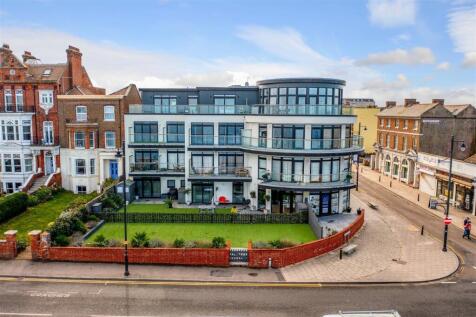 C3ZfyF4VuUmNE6PBHpiMqQ (2).jpg