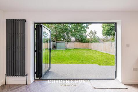 Moreton-23.jpg