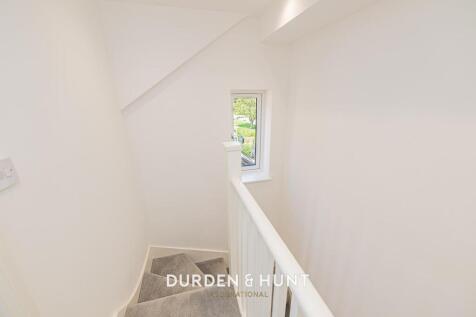 Moreton-25.jpg