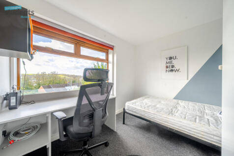 89d15cf6-3b02-46a...