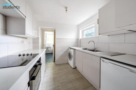 d13990fa-2686-419...