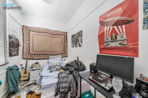 10673d12-4132-4f1...