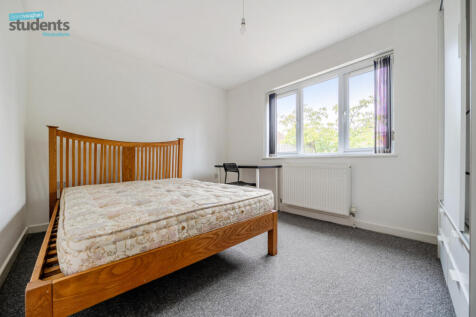 a4ea315f-30e4-480...