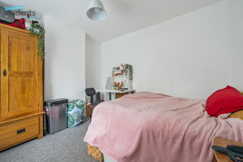 1ec2d6dc-7b4c-4bc...