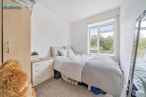 0a44b5ea-0c19-49d...