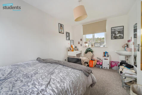 f5b0910a-4454-4ca...