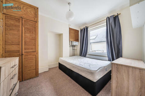 85fc10e6-ccf3-418...