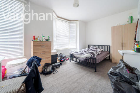 5609c5d4-8929-401...