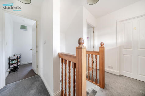 2d67bad0-8d7c-4fb...