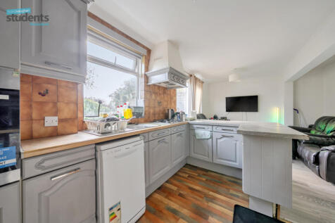 e9d626ab-f6d5-443...