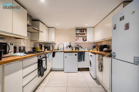 27e213a9-1783-42c...