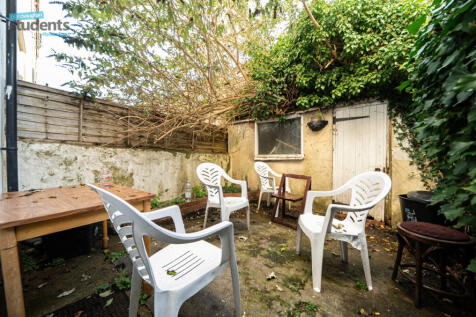 fdce7fb9-9b12-439...