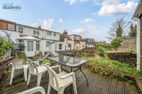 0dafb83f-7b4b-4e1...