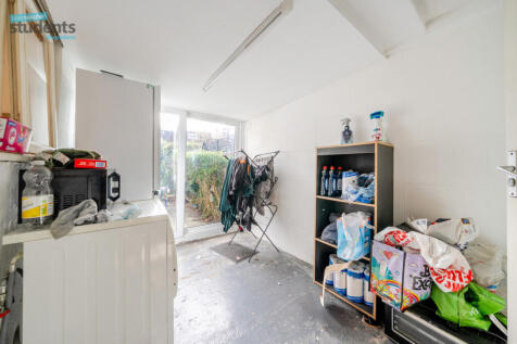 b7a53833-223a-4a6...