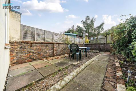 41ec619d-a570-407...