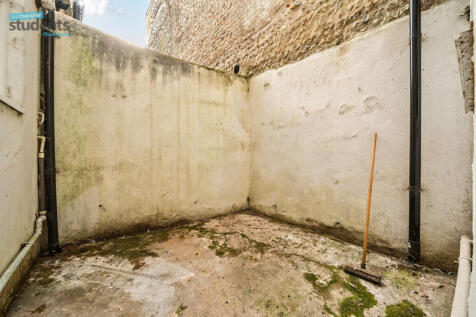 dff81223-e933-420...