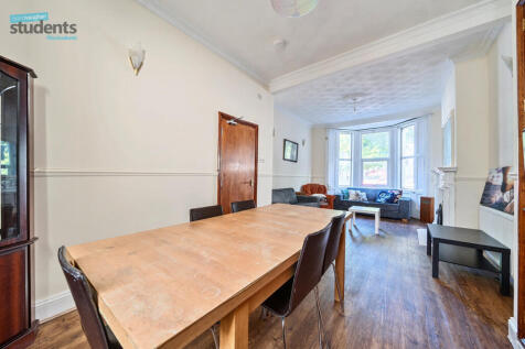 2039a525-bd7f-4e6...