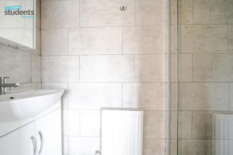 1728f442-7564-4e2...