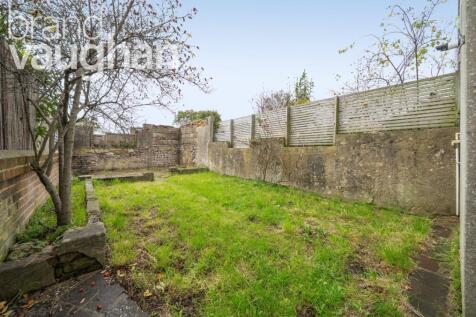 8adf40ec-4b89-41b...