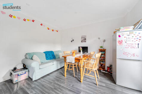 7e74e301-12a1-4b9...