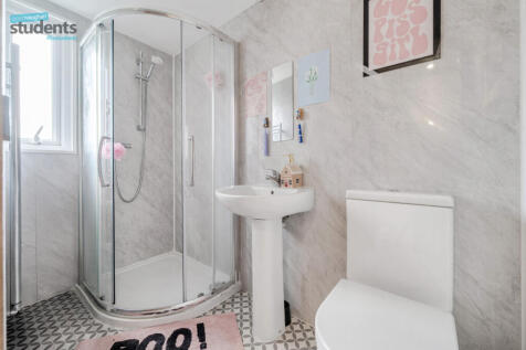 0040b315-3303-482...