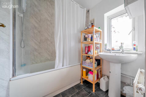 028c9c9d-c8d3-4d7...