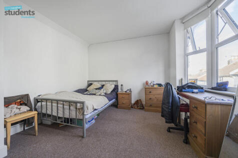 b200cf8c-2757-401...