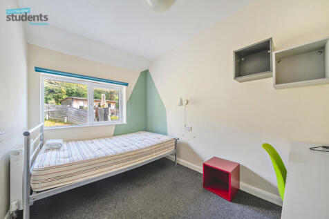 9b63d8fd-3ee4-4ef...