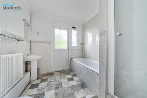 17a7a0e5-03a3-43e...