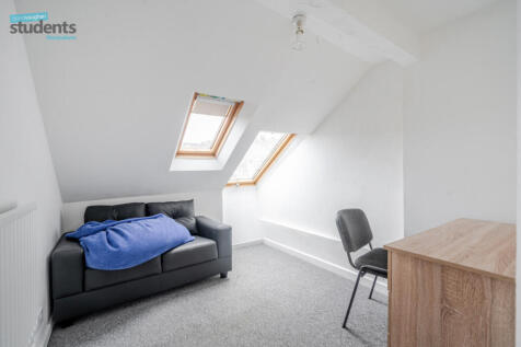 b0774831-dc61-4b1...