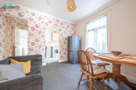 09e87196-1c2d-4c2...