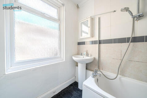 b1e33b42-de14-4e8...