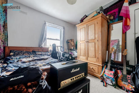 c7716c8d-da10-4d3...