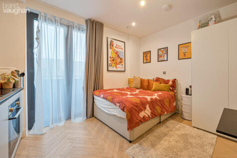 58ed1db7-c147-4fe...