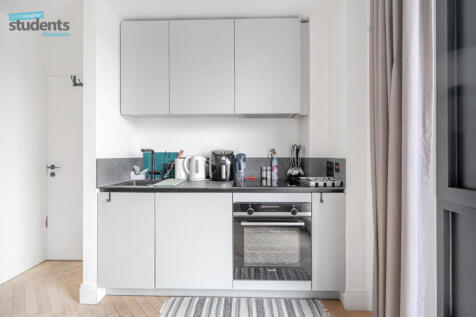 e85e8d09-dcf2-43b...