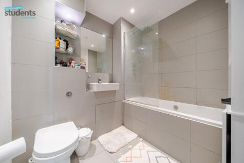 fd5ee379-45b2-4c9...