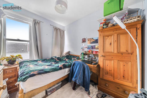 2a2050b8-6f1a-4f6...