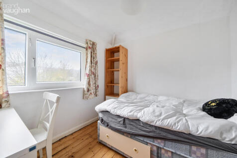 053987e8-6083-4e8...