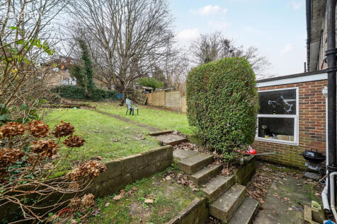 33f8813c-a738-4d2...