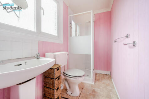 7881c772-944f-400...