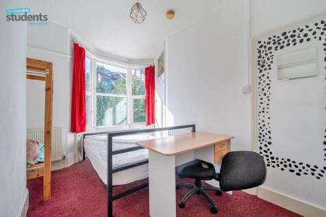 f6e985f1-0a2d-48f...